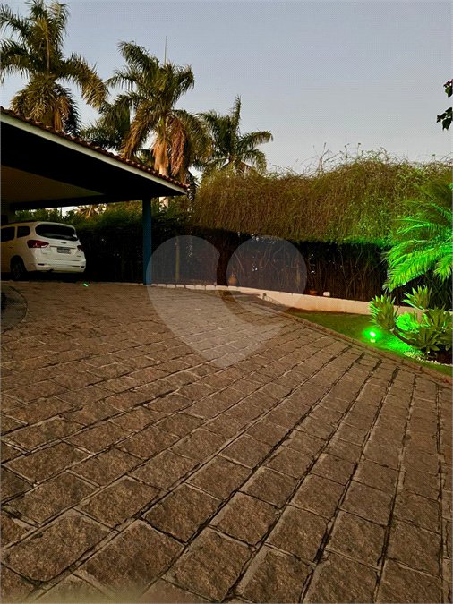 Casa à venda com 4 suítes no condomínio Residencial Vale das Laranjeiras, Indaiatuba - SP