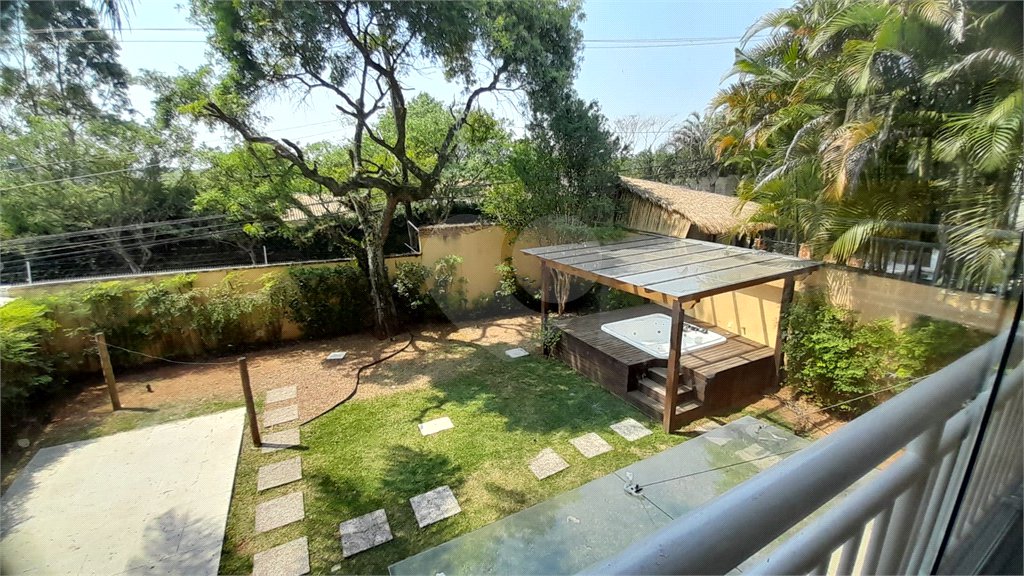 Casa à venda com 3 suítes em Bosque do Vianna, Cotia, SP