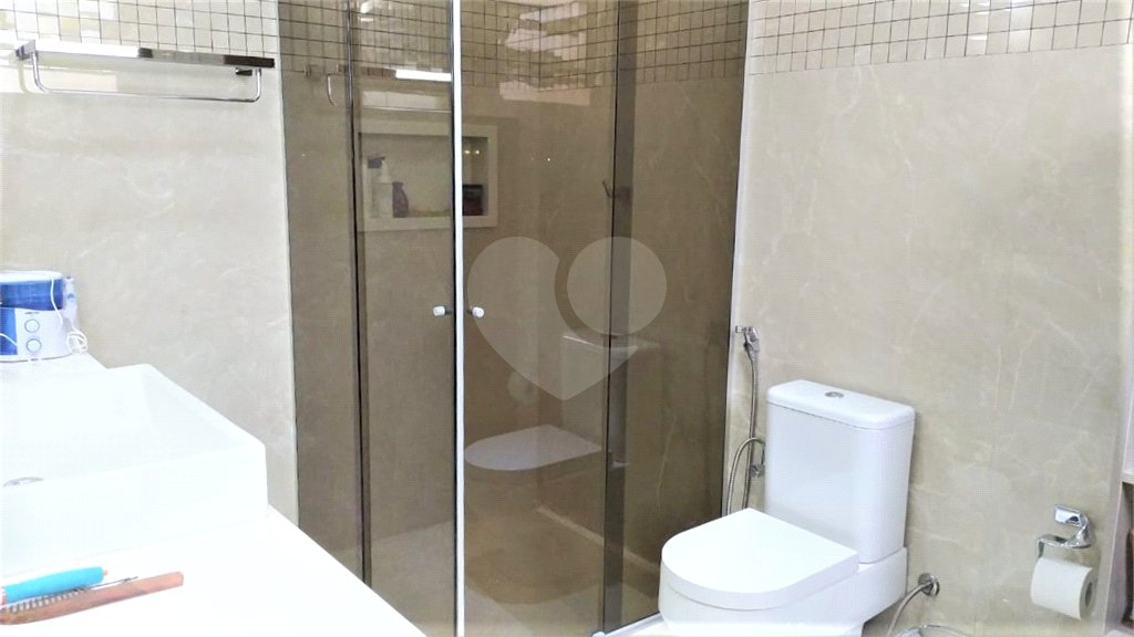 Chácara à venda com 6 quartos, sendo 4 suítes,  em Pinheirinho, Vinhedo, SP