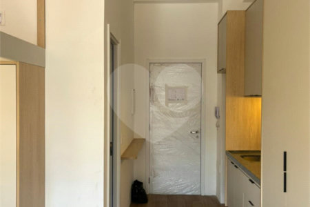 Flat à venda ou para alugar com 1 quarto em Perdizes, São Paulo, SP