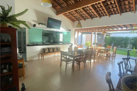 Casa à venda com 3 suítes no Centro, Balsas, MA