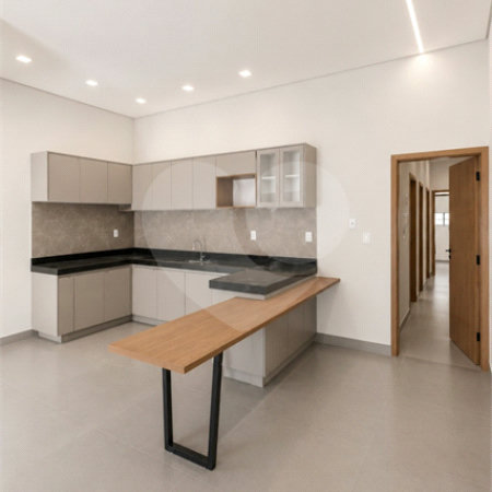Casa à venda com 3 quartos, sendo 1 suíte, em Jardim Santa Cecília, Ribeirão Preto, SP