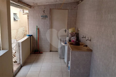 Casa à venda com 4 quartos, sendo 2 suítes,  em Jardim Terezópolis, Guarulhos, SP