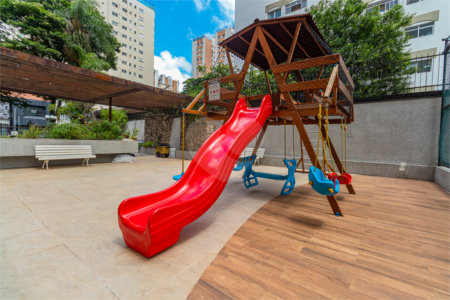 Apartamento à venda com 3 quartos, sendo 1 suíte, em Campo Belo, São Paulo, SP