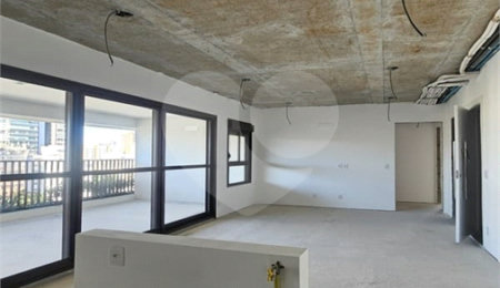 Apartamento à venda com 3 quartos, sendo 1 suíte,  em Pinheiros, São Paulo, SP