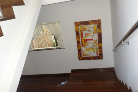 Sobrado à venda com 4 suítes em Recanto Impla, Carapicuíba, SP