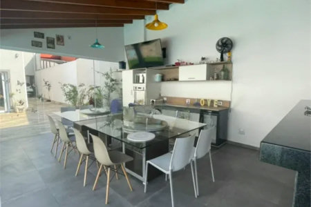 Sobrado à venda com 4 quartos, sendo 2 suítes,  em Lapa, São Paulo, SP
