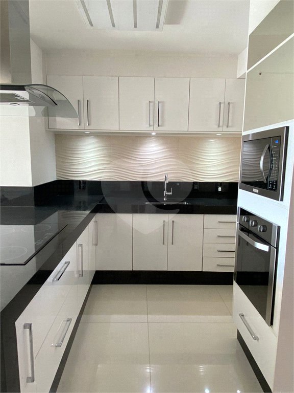 Apartamento à venda com 3 suítes em Aclimação, São Paulo, SP
