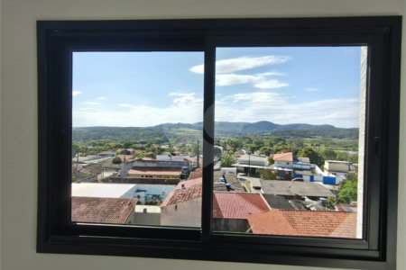 Apartamento à venda com 2 quartos em Jardim Colonial, Atibaia, SP