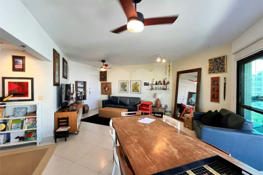 Apartamento à venda com 4 quartos, sendo 2 suítes,  em Riviera de São Lourenço, Bertioga, SP