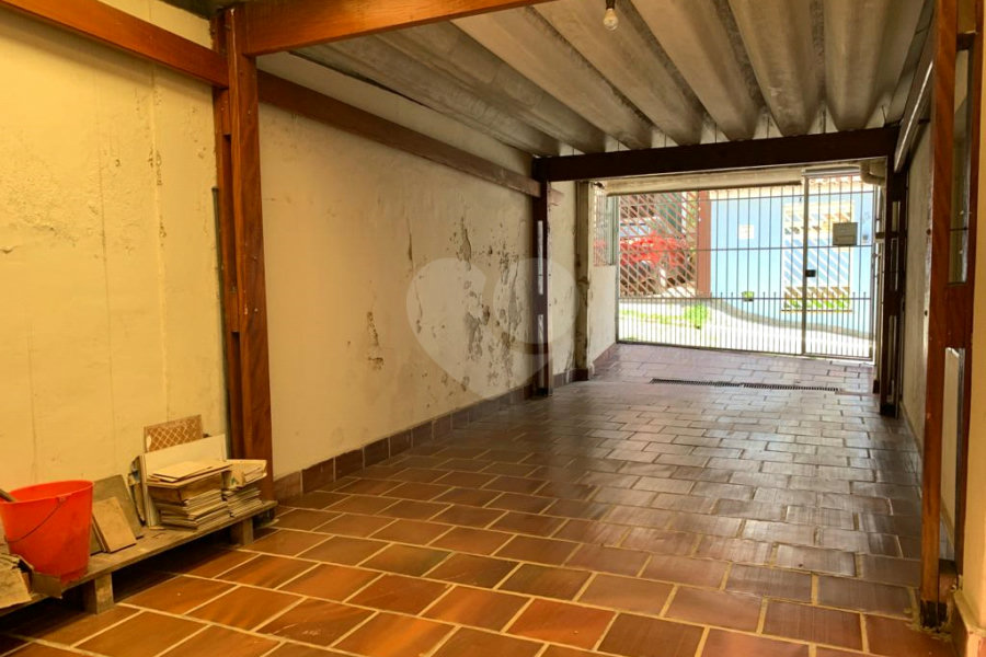 Sobrado à venda com 4 quartos, sendo 2 suítes,  em Jardim França, São Paulo, SP