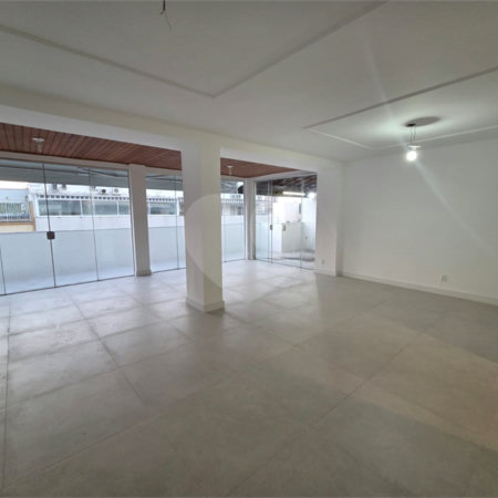 Cobertura à venda ou para alugar com 3 quartos, sendo 1 suíte, em Tijuca, Rio de Janeiro, RJ