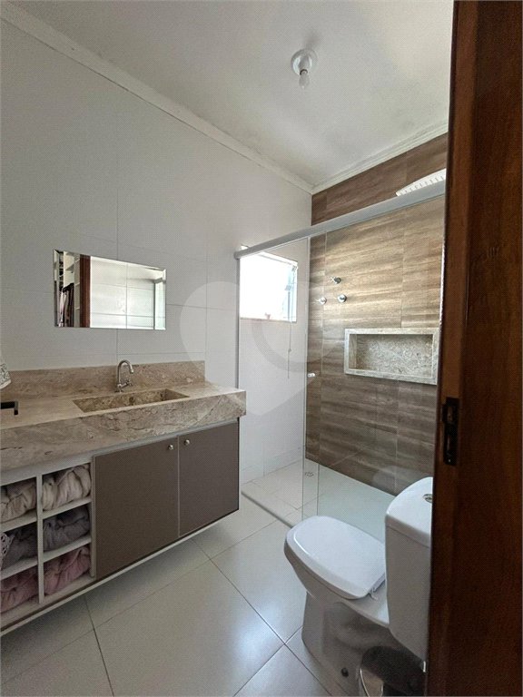 Sobrado à venda com 3 quartos, sendo 1 suíte,  em Villa Di Cesar, Mogi das Cruzes, SP