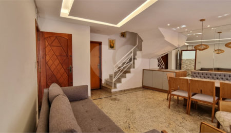 Sobrado à venda com 3 quartos, sendo 1 suíte, em Santa Teresinha, São Paulo, SP