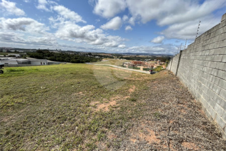 Terreno à venda no condomínio Up Residencial, Votorantim - SP