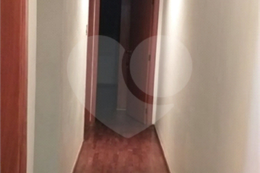 Sobrado à venda com 3 quartos em Vila Irmãos Arnoni, São Paulo, SP