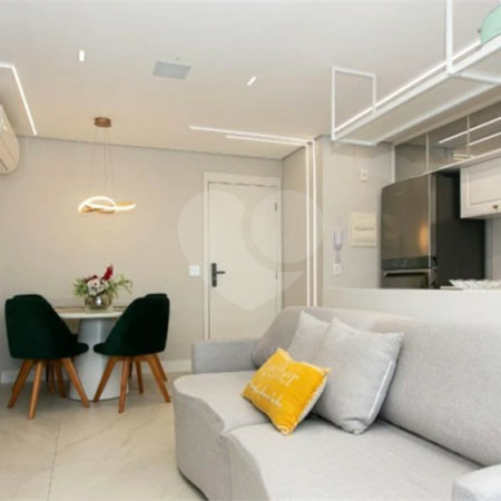 Apartamento à venda com 2 quartos, sendo 1 suíte, em Chácara Seis de Outubro, São Paulo, SP