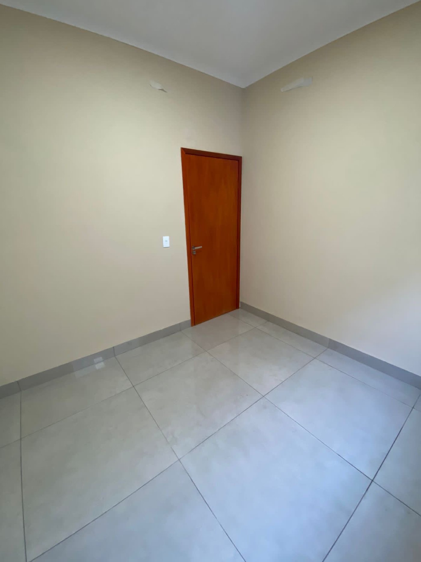 Casa à venda com 2 quartos, sendo 1 suíte,  em Mais Parque, Três Lagoas, MS