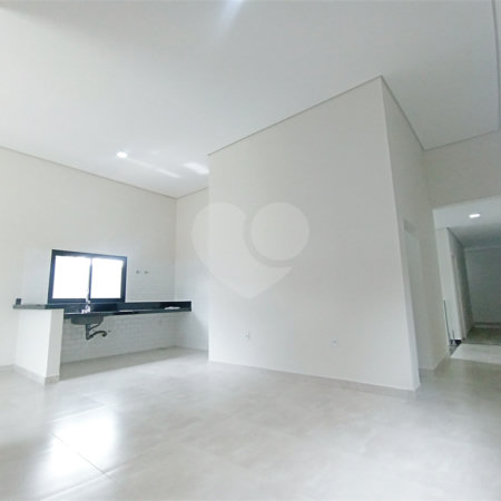 Casa à venda com 3 suítes no condomínio Reserva dos Jatobás, Louveira - SP