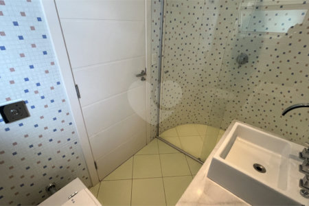 Casa a Venda no Condomínio Porto Atibaia com 4 dormitórios