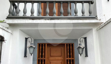 Sobrado à venda ou para alugar com 3 quartos, sendo 1 suíte,  em Parque Colonial, São Paulo, SP