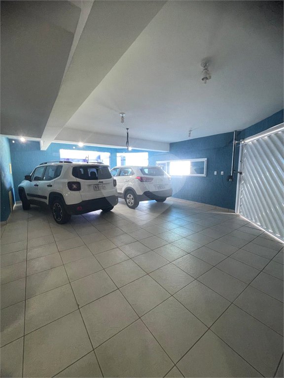 Casa à venda com 5 quartos, sendo 3 suítes, no condomínio Swiss Park, São Bernardo do Campo - SP