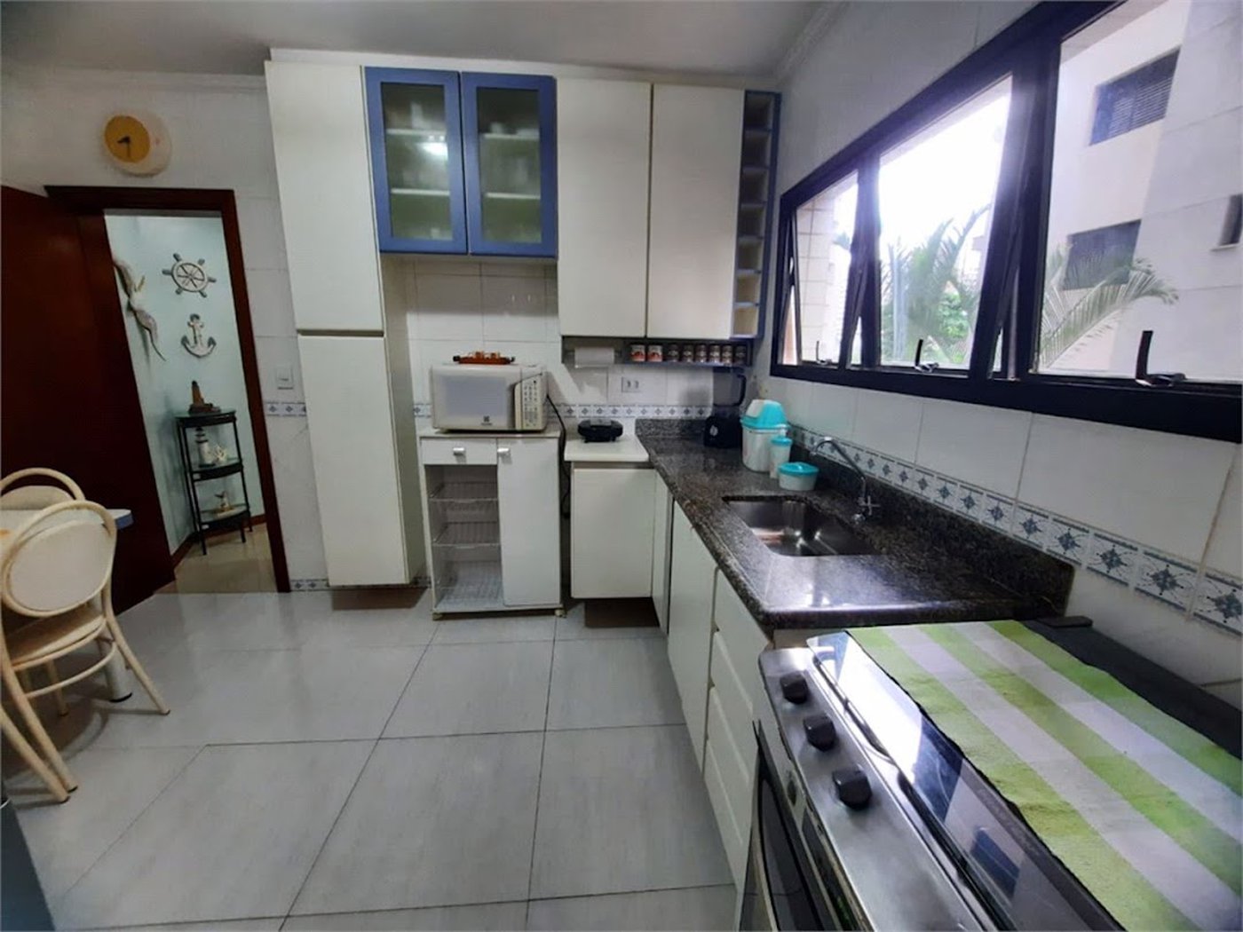 Apartamento Residencial para venda e locação, Vila Alzira, Guarujá - AP0983.