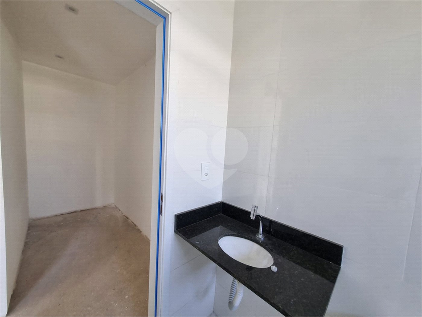 Casa à venda com 2 suítes no condomínio Residencial Américo Figueiredo, Sorocaba - SP