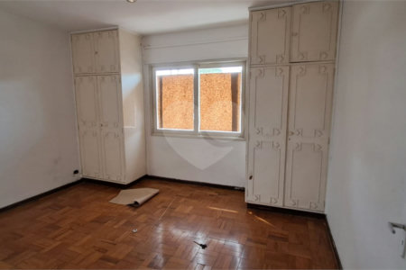 Sobrado à venda com 3 quartos em Água Fria, São Paulo, SP