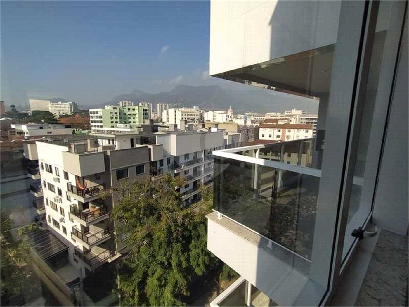 Cobertura à venda com 3 quartos, sendo 2 suítes, em Praça da Bandeira, Rio de Janeiro, RJ