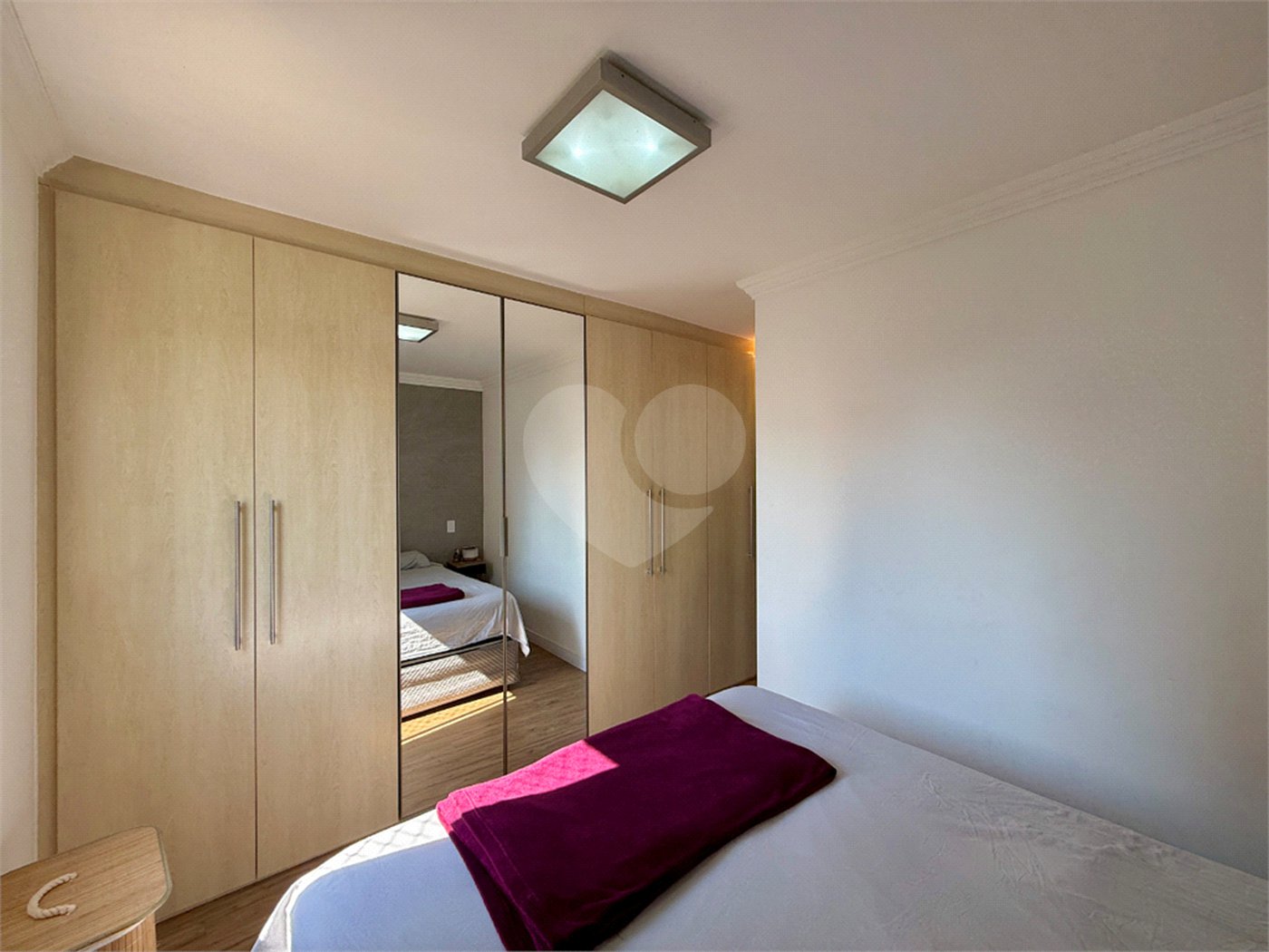 Apartamento à venda com 3 quartos, sendo 1 suíte, em Jardim Marajoara, São Paulo, SP