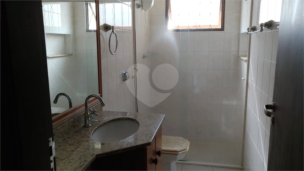 Casa à venda ou para alugar com 2 quartos, sendo 1 suíte, em Jardim do Lago, Atibaia, SP