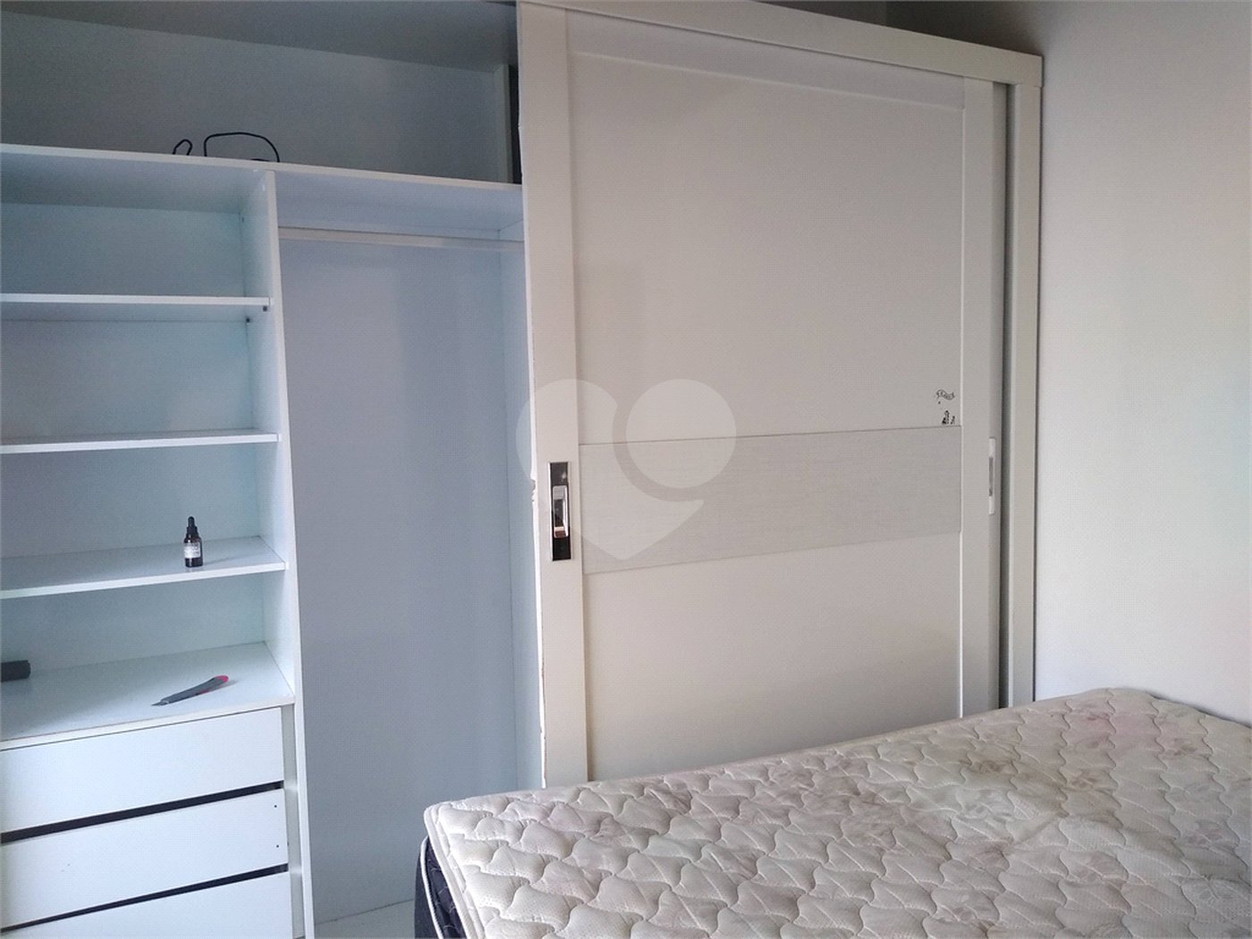 Sobrado à venda com 4 quartos, sendo 3 suítes,  em Vila Monumento, São Paulo, SP