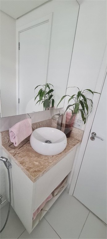 Apartamento à venda com 2 quartos, sendo 1 suíte,  em Barra Funda, São Paulo, SP