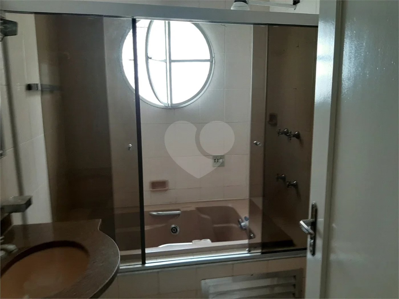 Casa à venda com 3 quartos, sendo 1 suíte,  em Vila Maria Alta, São Paulo, SP