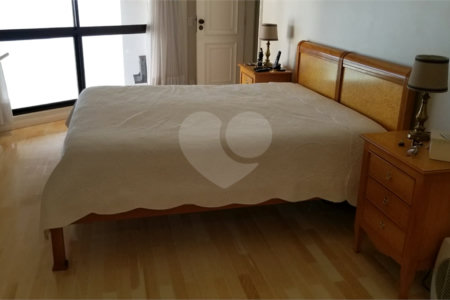 Apartamento à venda com 4 quartos, sendo 2 suítes, em Barra da Tijuca, Rio de Janeiro, RJ