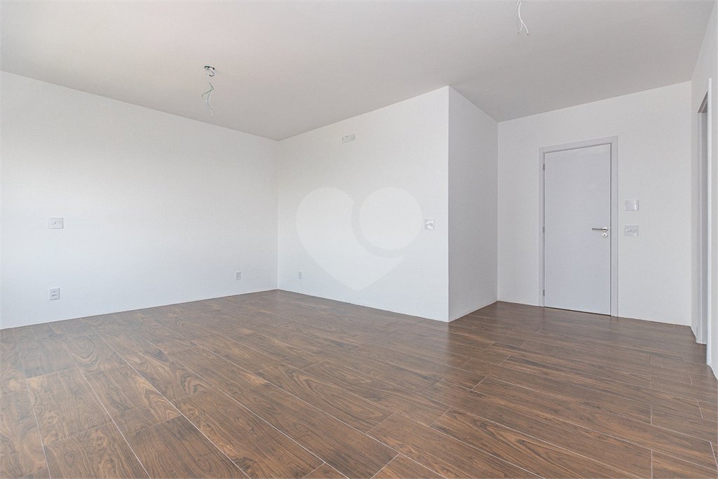 Apartamento à venda com 3 suítes em Jardim Marajoara, São Paulo, SP