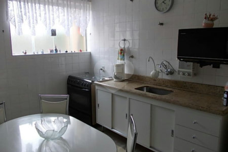 Sobrado à venda com 2 quartos em Santana, São Paulo, SP