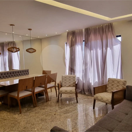 Sobrado à venda com 3 quartos, sendo 1 suíte, em Santa Teresinha, São Paulo, SP