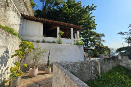 Casa com 6 dormitórios à venda, 650 m² por R$ 3.700.000,00 - Ilha Porchat - São Vicente/SP