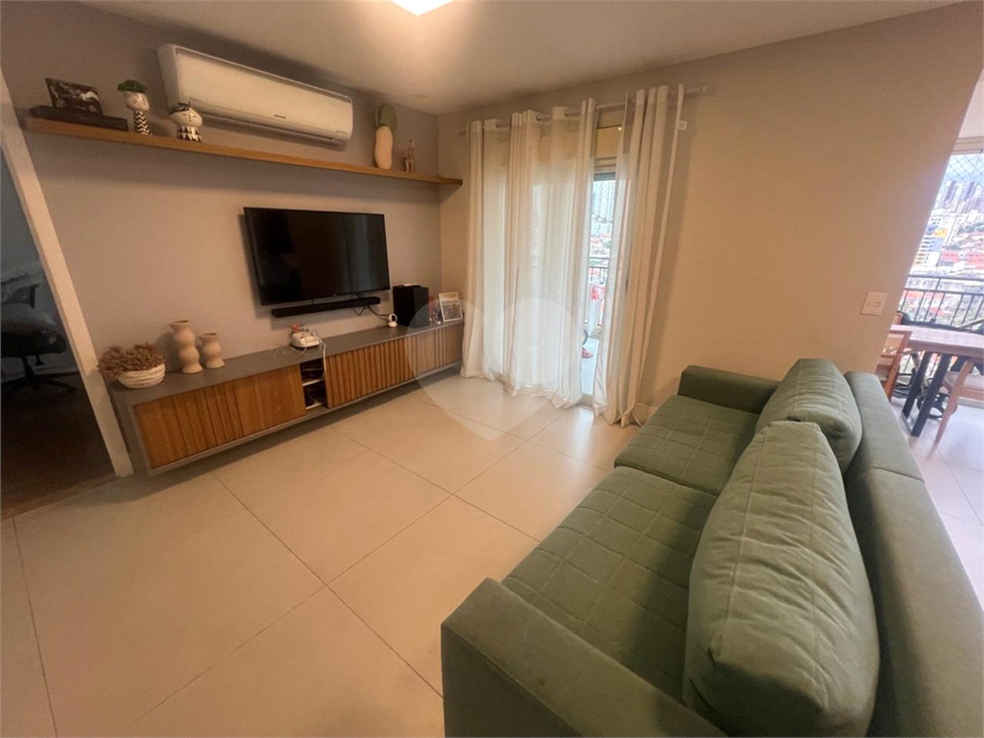 Apartamento à venda com 2 quartos, sendo 1 suíte,  em Santana, São Paulo, SP