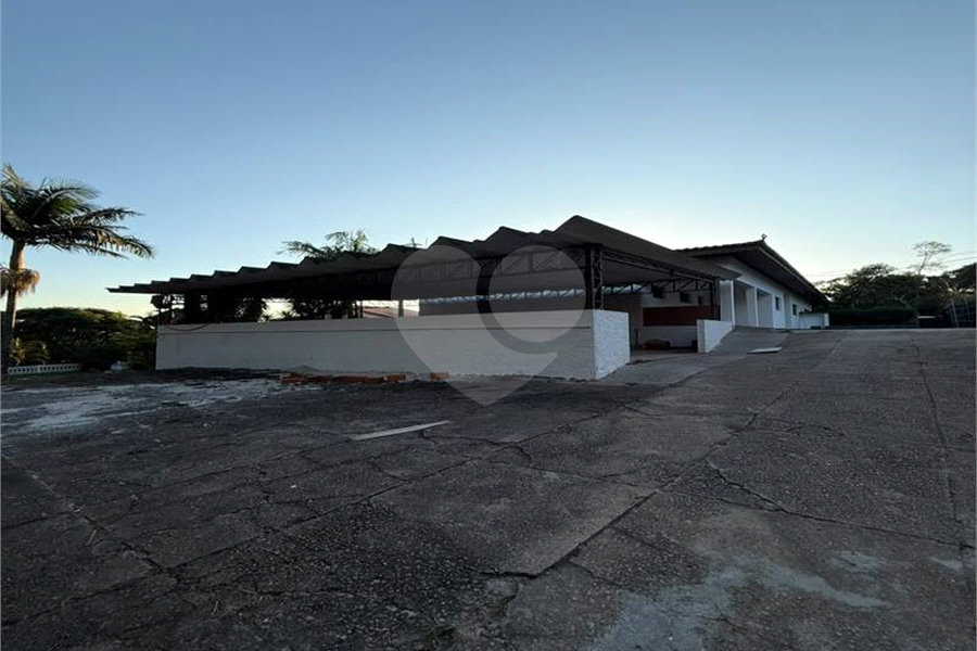Casa à venda com 6 quartos, sendo 2 suítes, no condomínio Alpes de Mairiporã, Mairiporã - SP