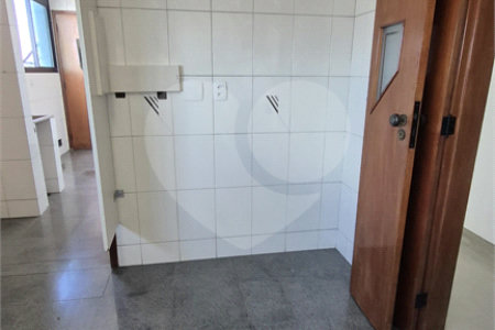 Apartamento à venda ou para alugar com 3 quartos, sendo 2 suítes, em Vila Romana, São Paulo, SP