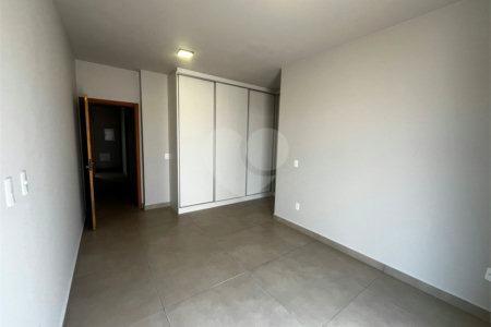 Casa à venda com 3 quartos, sendo 1 suíte, em Terras de Santo Antônio, Itapetininga, SP