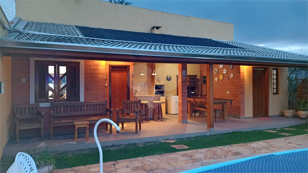 Casa à venda ou para alugar com 3 quartos, sendo 1 suíte, no condomínio Paysage Noble, Vargem Grande Paulista - SP