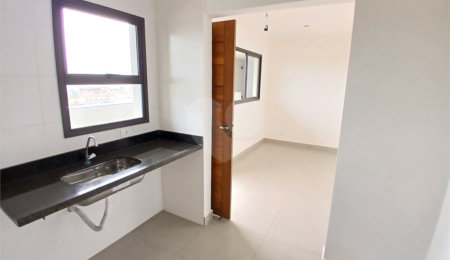 Apartamento à venda com 2 quartos em Vila dos Remédios, São Paulo, SP