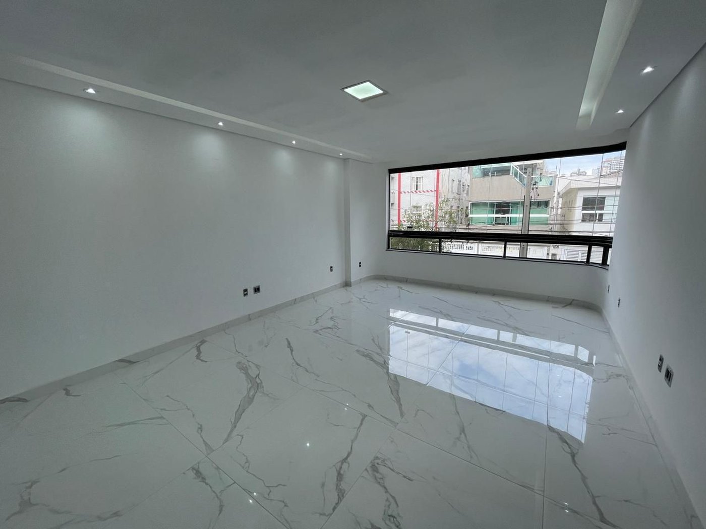 Casa com 4 dormitórios à venda, 234 m² por R$ 1.650.000,00 - Embaré - Santos/SP