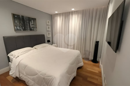 Apartamento à venda com 4 quartos, sendo 1 suíte, em Campo Belo, São Paulo, SP