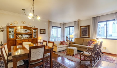 Apartamento à venda com 3 quartos, sendo 2 suítes,  em Campo Belo, São Paulo, SP