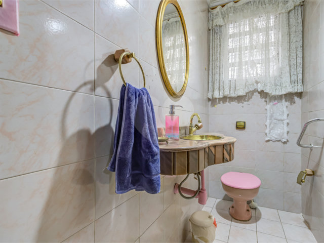 Casa à venda com 3 quartos, sendo 1 suíte,  em Vila Clementino, São Paulo, SP